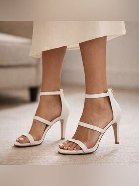 COURTNEE barbiecore feminine white ankle strap heels/size 8M
